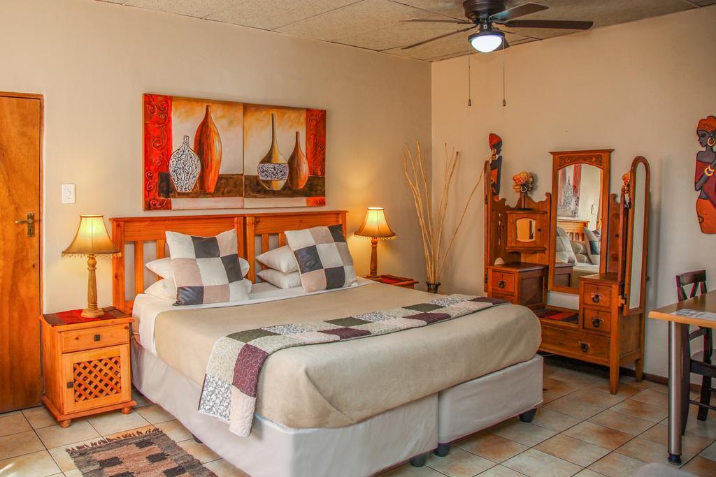 Aber Jetz Guesthouse بونغولا الغرفة الصورة