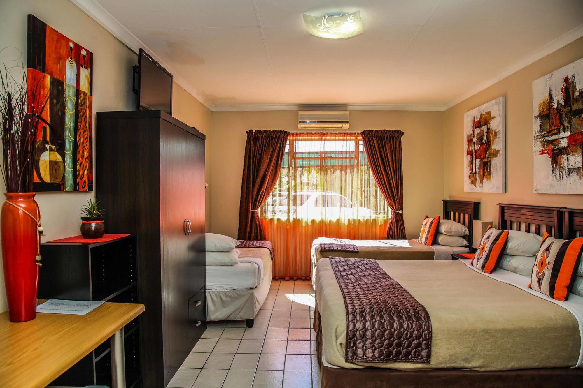 Aber Jetz Guesthouse بونغولا المظهر الخارجي الصورة